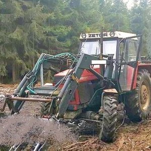 foto 4x4 Zetor 8145 +loader forks, NEW TIRES tractor